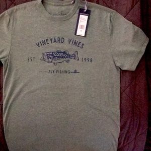 Vineyard Vines Mint green t- shirt “says flying fish”